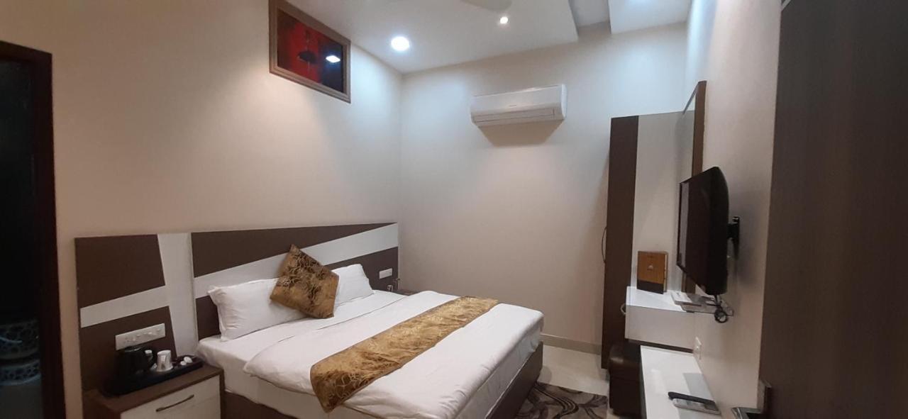 Amor Hotel Gangānagar Dış mekan fotoğraf